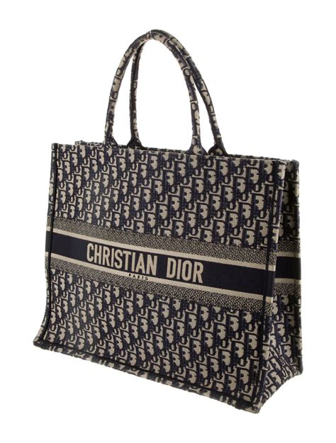 tote dior price|christian Dior tote price.